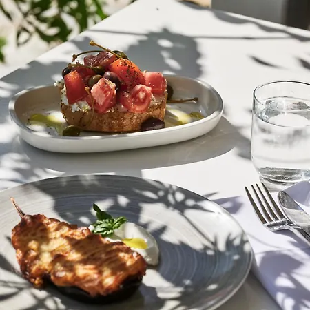 Myconian Sunrise Relais & Chateaux Agrari (Mykonos)